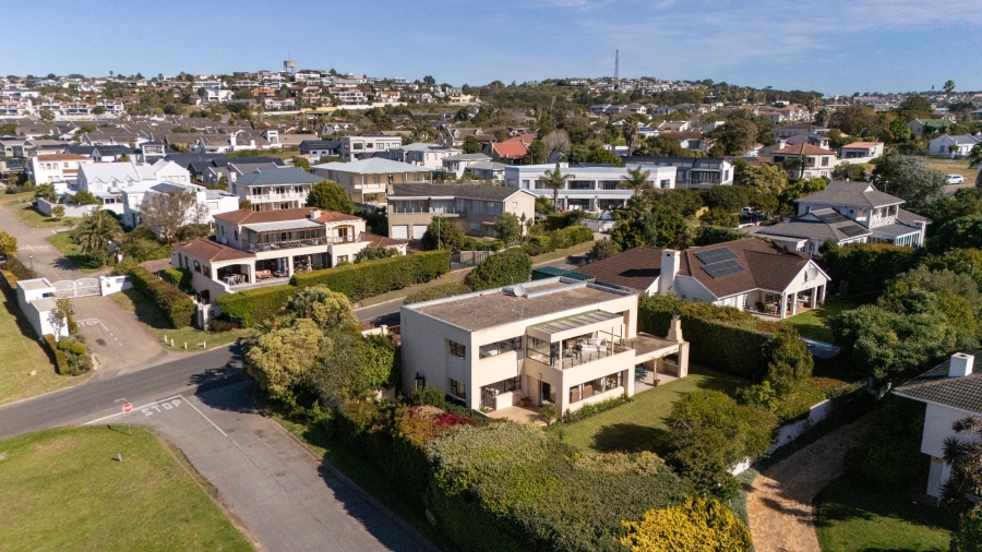 4 Bedroom Property for Sale in Bowtie Western Cape